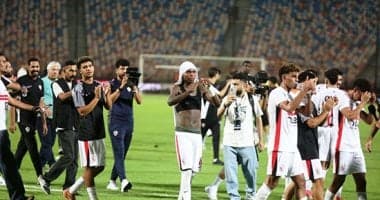 محمد السيد يحتفل بـشنكار عواد بعد هدفه في السويس