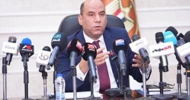 وزير العمل يعلن قواعد تنظيم العمل وتطوير سوق العمل