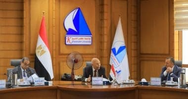 مجلس أمناء جامعة كفر الشيخ يضع خطة العام الجديد