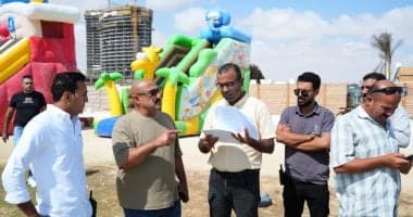 رئيس جهاز العلمين يراقب حملات حصر الوصلات غير القانونية