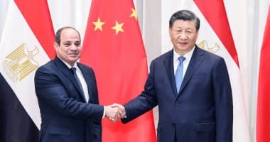مصر والصين تتعاونان في النقل والصناعة
