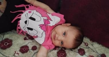 رضيعة في غزة تتلقى نداء لإنقاذ حياتها