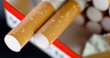 خمس عادات تسرع شيخوخة البشرة