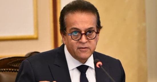وزير الصحة يراجع تقدم مشروع التأمين الصحي