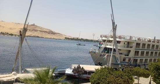 حالة الطقس اليوم مع أمطار وسيول و برق في القاهرة