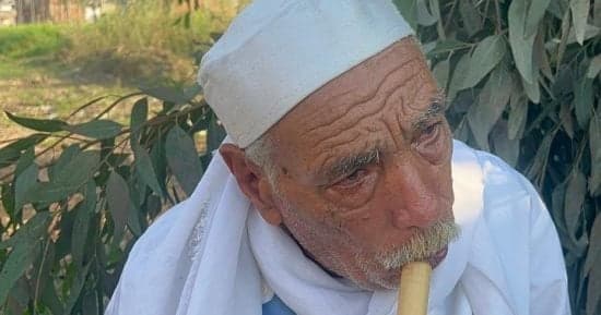 عاشور الناي يحيي ذكرى 90 عامًا من الزمن الجميل