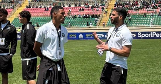 بيراميدز يصل إلى ملعب مباراة جورماهيا