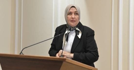 سناء برغش: الوحدة لدعم القيادة ضرورية لمواجهة الشائعات