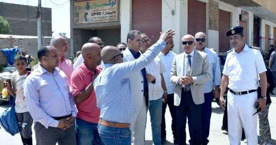 محافظ الأقصر يزور سوق الخضروات الجديد