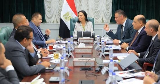 وزيرة التضامن تعلن قرعة حج الجمعيات إلكترونيا