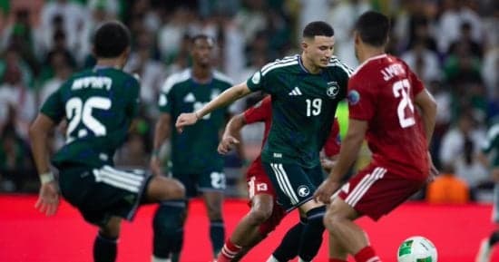 السعودية تتطلع لنصف النهائي ضد عمان