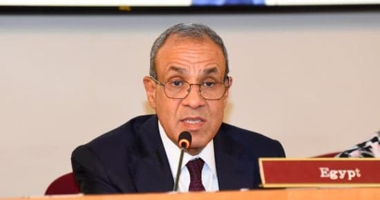 مصر تندد لعدوان مطار الرياض