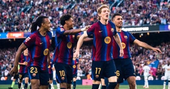 برشلونة يتفوق على بيتيس بخماسية