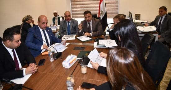 لجنة الشباب تركز على تنمية قدرات النشء