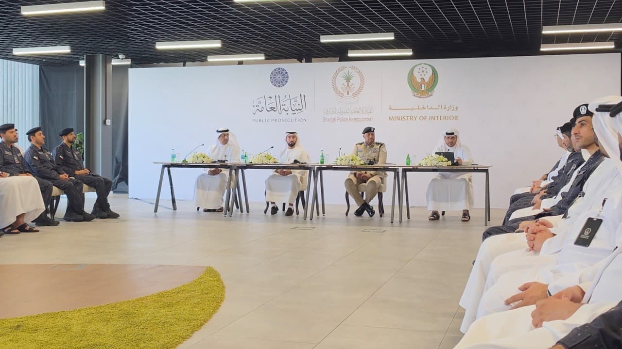 شرطة الشارقة تفضي إلى تفكيك شبكات إجرامية عالمية
