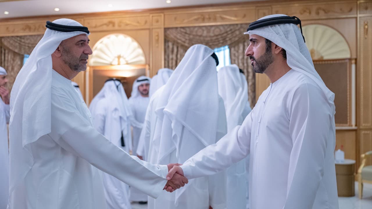 حمدان ومكتوم يعزيان بوفاة أحمد بن راشد