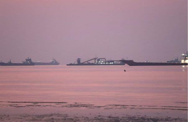 Iran unveils new tactics at Strait of Hormuz