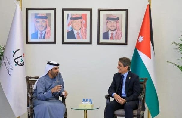 Youth Minister talks cooperation with Emirati envoy