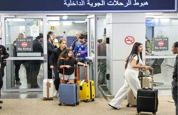 Flydubai pilot to India PM: opened door during attack