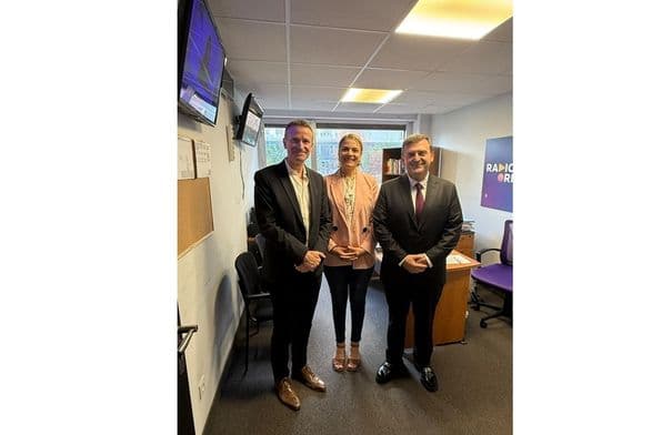 Jordan Tourism Chair visits Paris radio