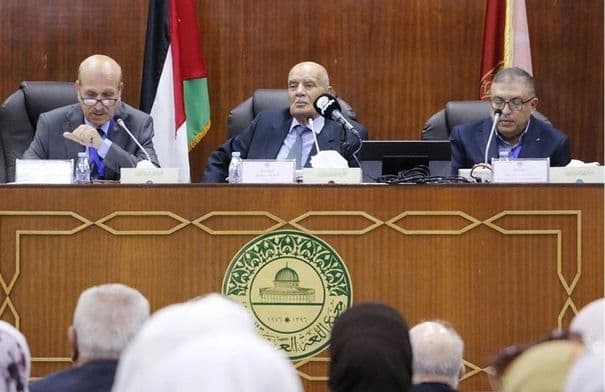 Arabic Language Academy hosts symposium on its future