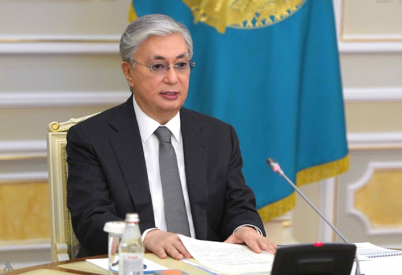 Kazakhstani president dissolves government