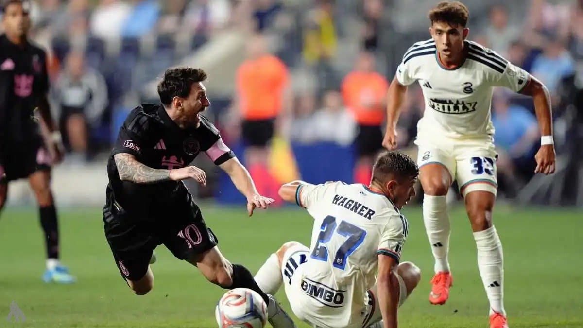 Messi scores and assists in MLS draw