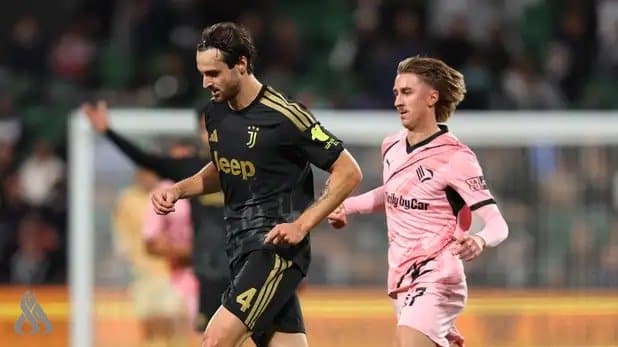 Fan strikes Juventus player during unusual incident