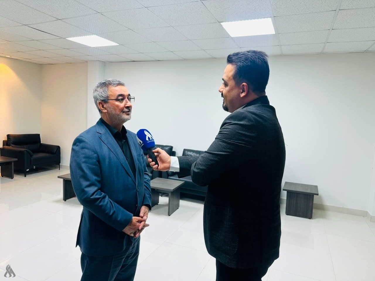 Media Authority: Iraqi and Arab Firms Set to Enter Telecom Market