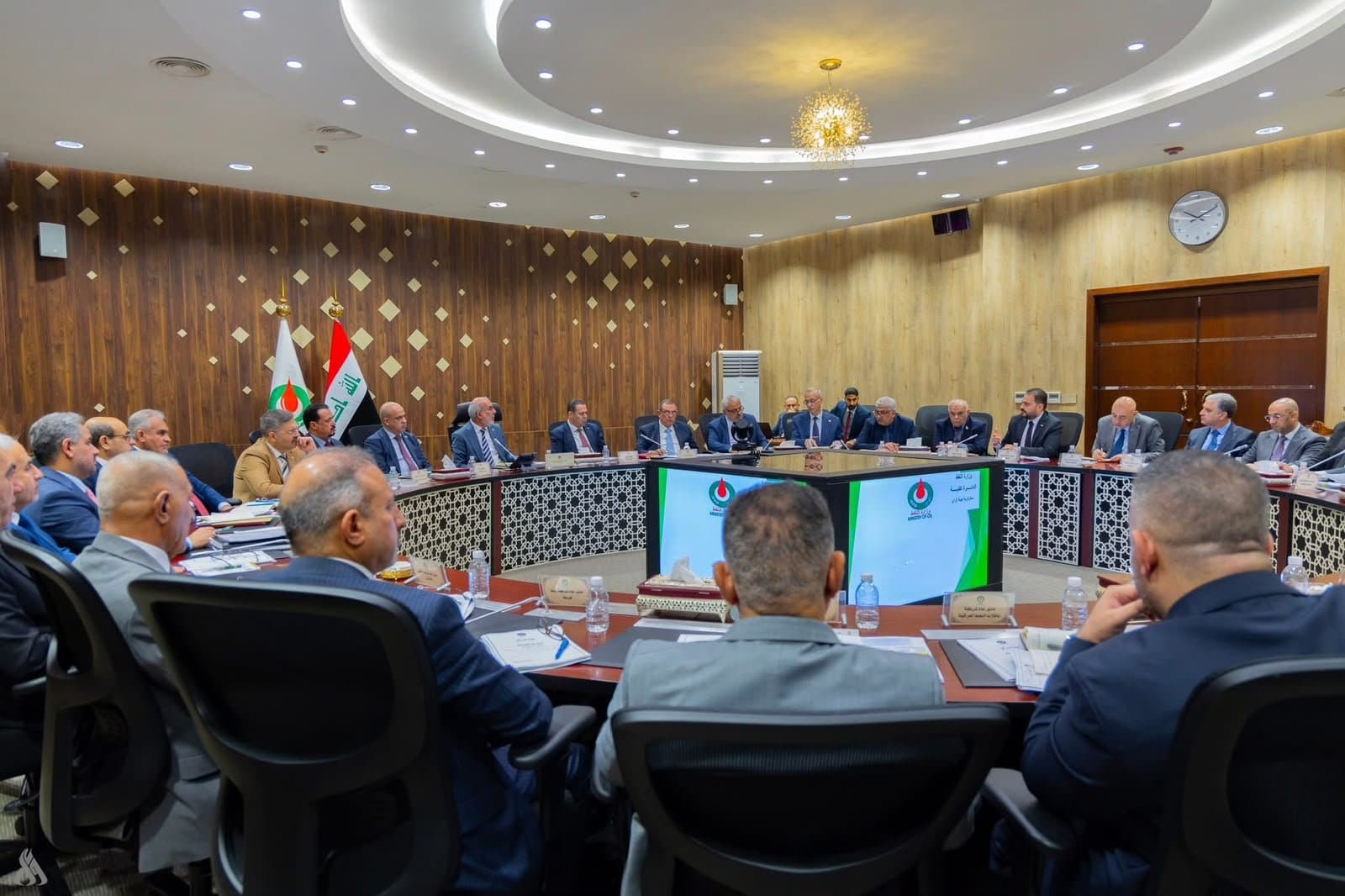 Oil Minister Stresses Storage Expansion