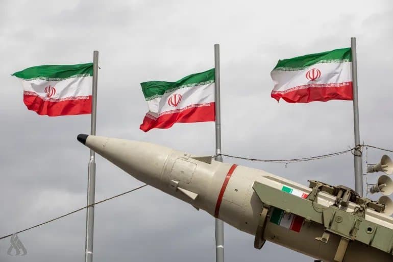Iran Guard Warns of Strait Closure