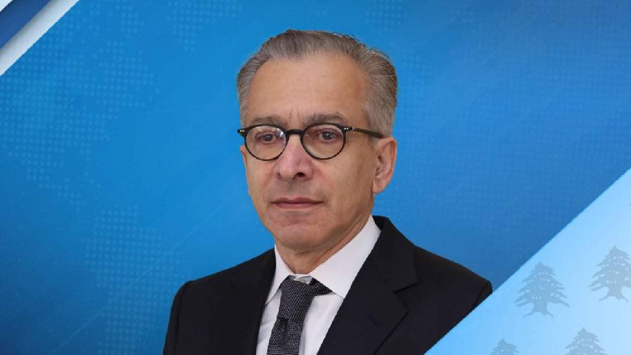 Economy Minister Updates Lebanon on Food and Fuel Reserves