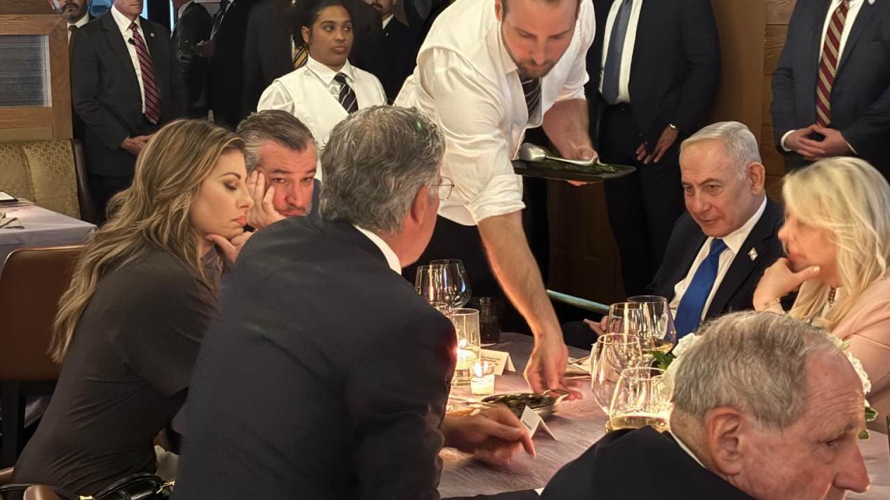 Netanyahu Meets with Sahnaoui and Ortago in Washington