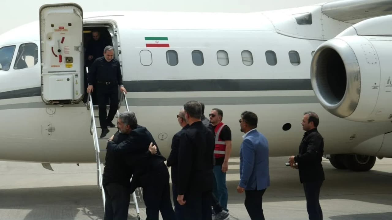 عراقجي في النجف لأربعينية الإمام