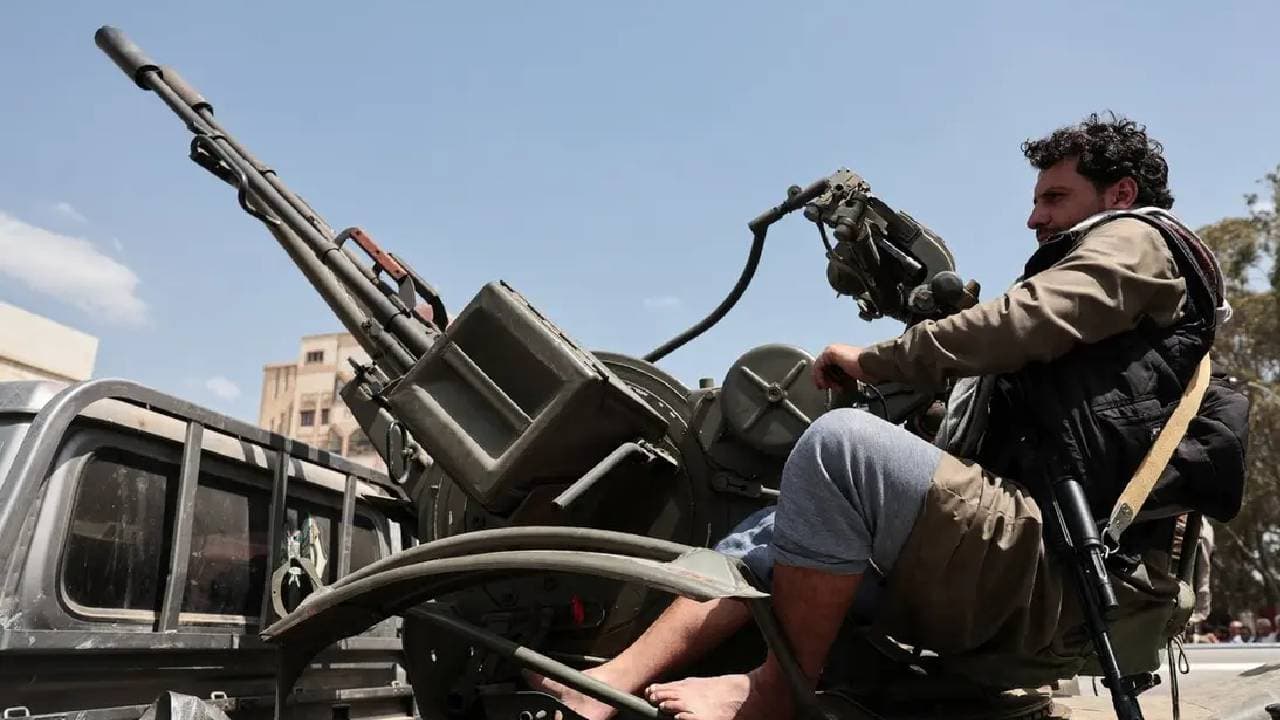 Houthi Attacks Hit Marib and Hadhramaut