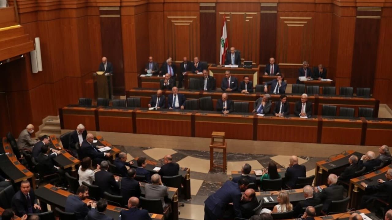 Debate and vote on Najib Mikati's government without Hezbollah