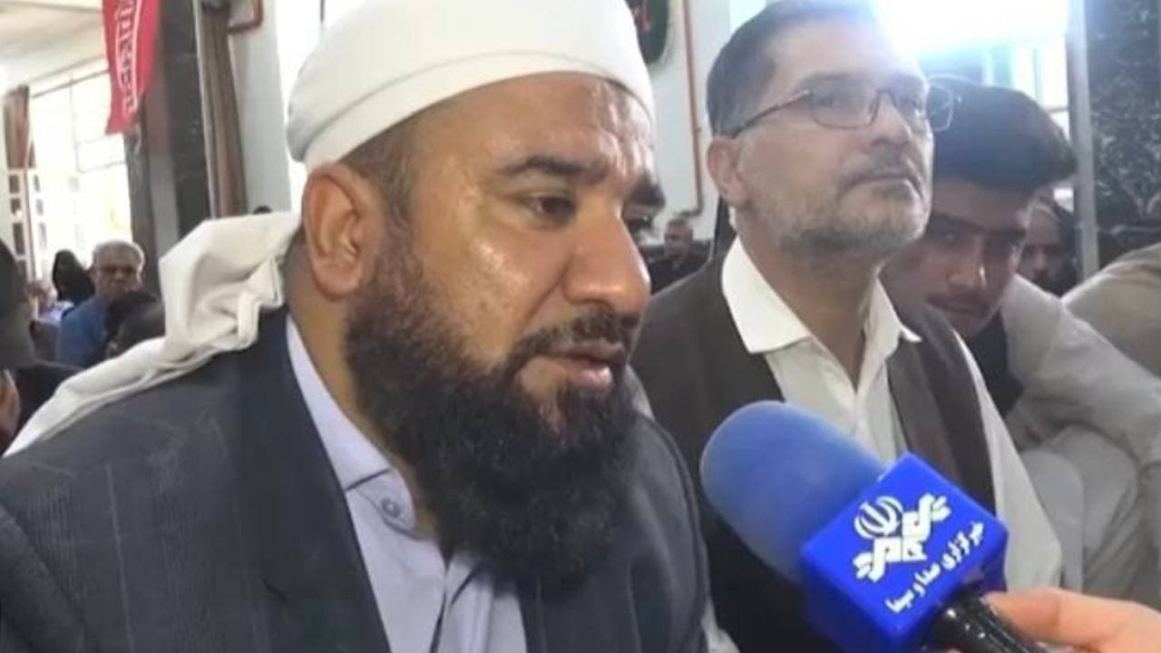 إيران تعلن مقتل رجل دين سني في زاهدان