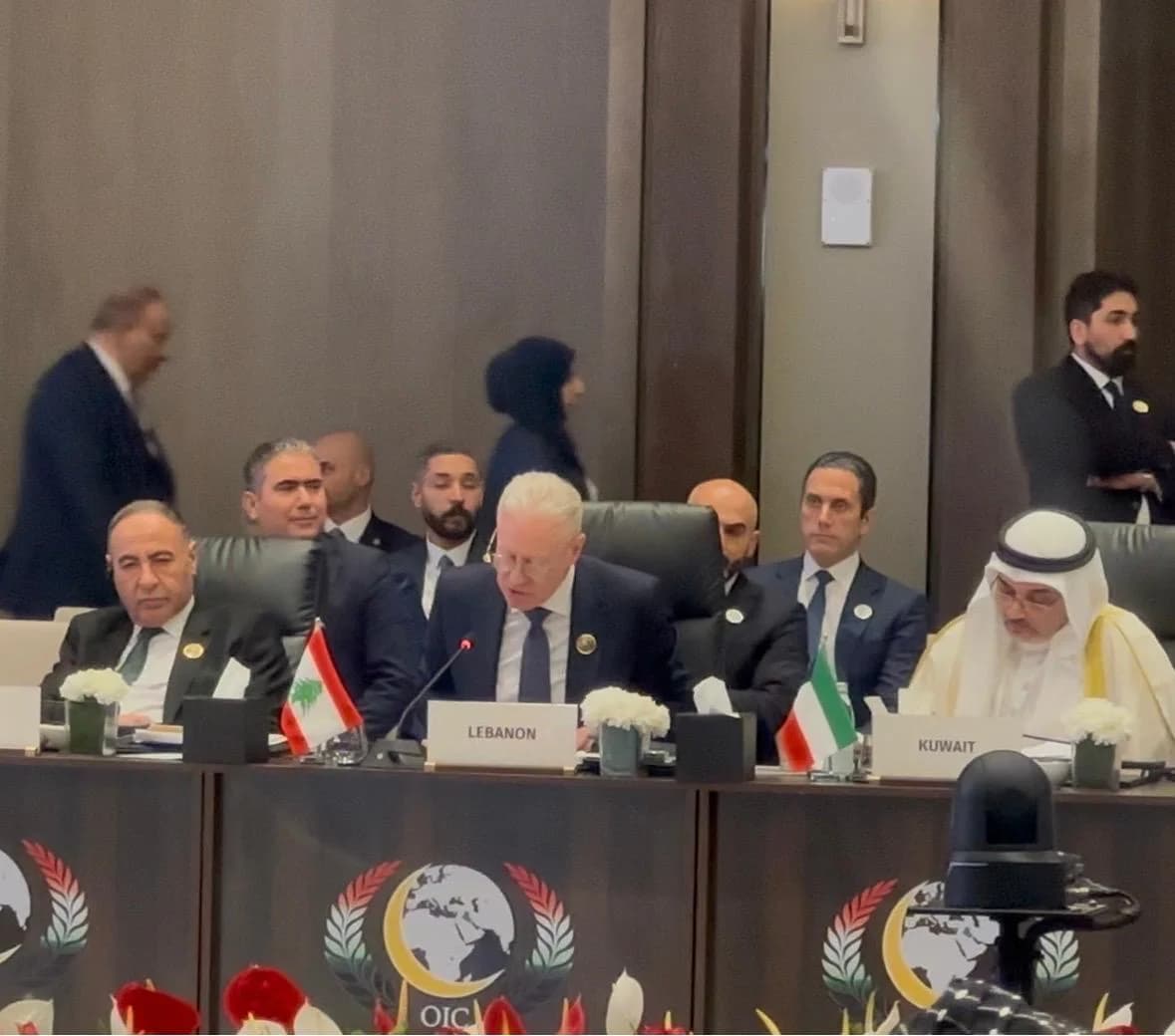 بغداد يدعو إيران لوقف تدخلها في لبنان