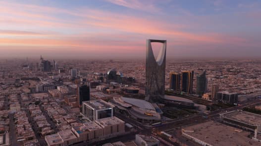 Saudi Arabia shifts Riyadh schools to remote learning for a week