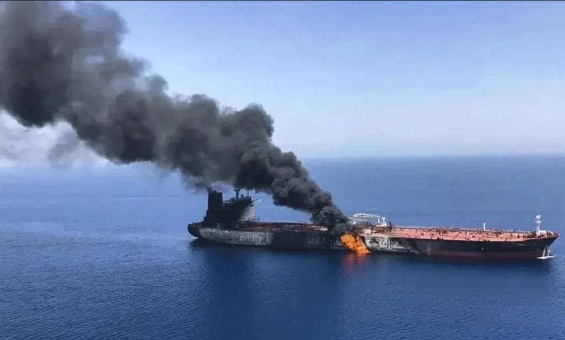 Ten ships attacked near Hormuz, 24 sailors dead