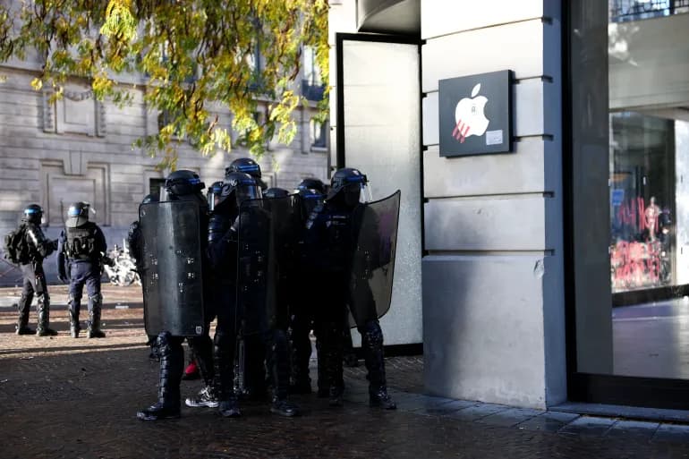 France Implements Partial Curfew in Paris and North