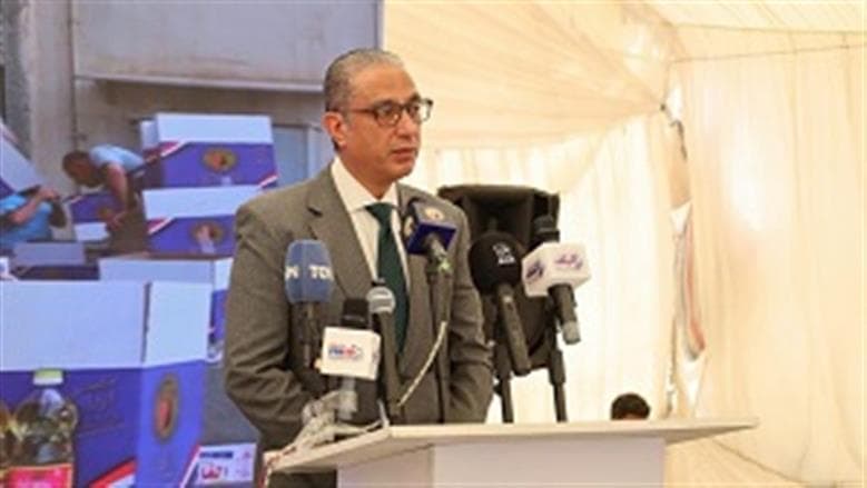 محافظ الجيزة يوافق على ترقيات 562 موظفا