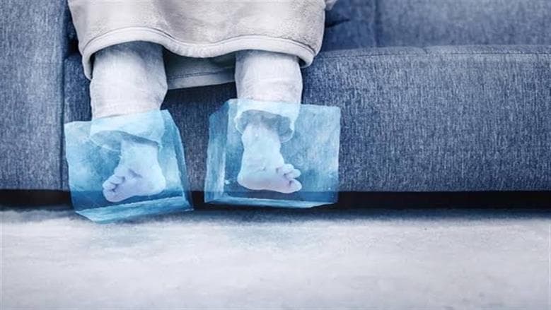 برودة القدمين قد تشير لأمراض خطيرة