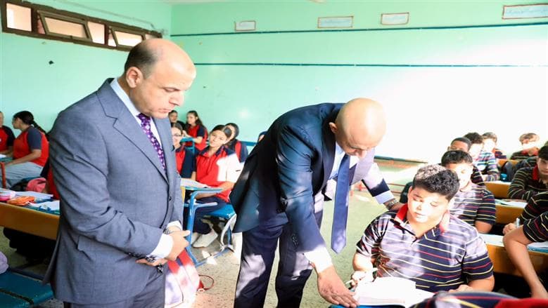 وزير التعليم يؤكد توافق مناهج البكالوريا مع المعايير الدولية