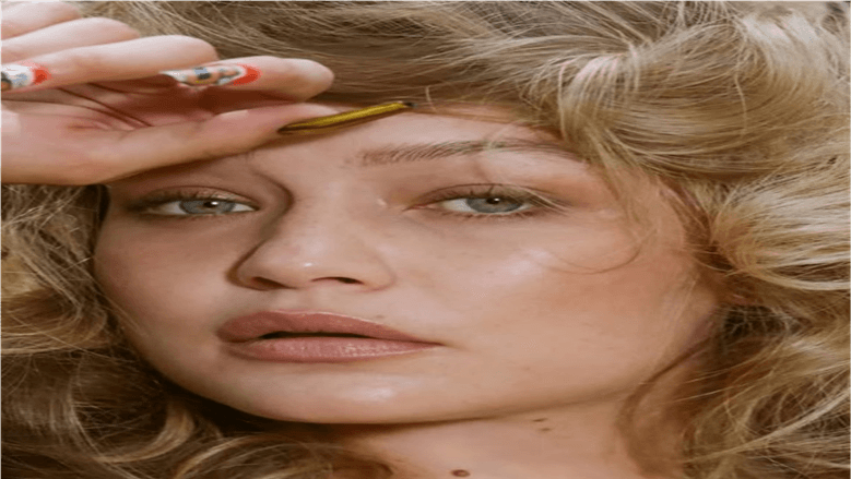 جيجي حديد تتصدر الصورة بدل ليلى علوي
