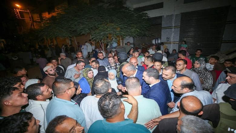 محافظ كفر الشيخ يوجه بإعانات للأسر المتضررة من انهيار بيلا