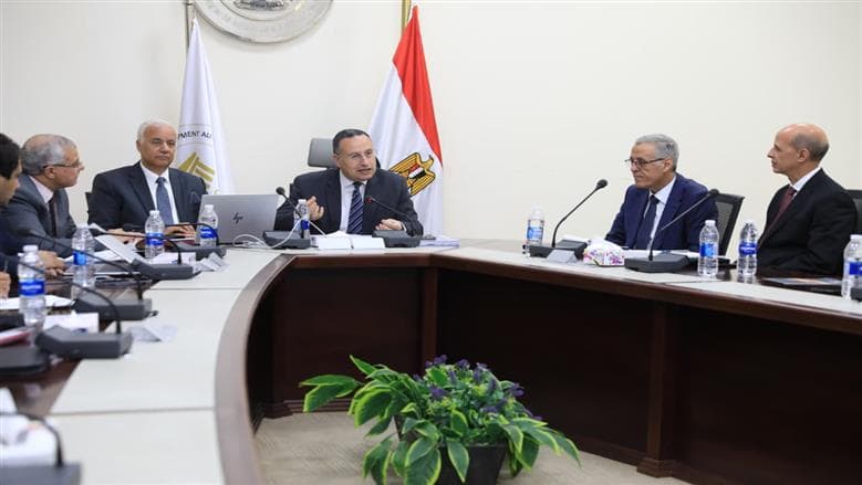 هل تعود تحويلات الطلاب للمعاهد