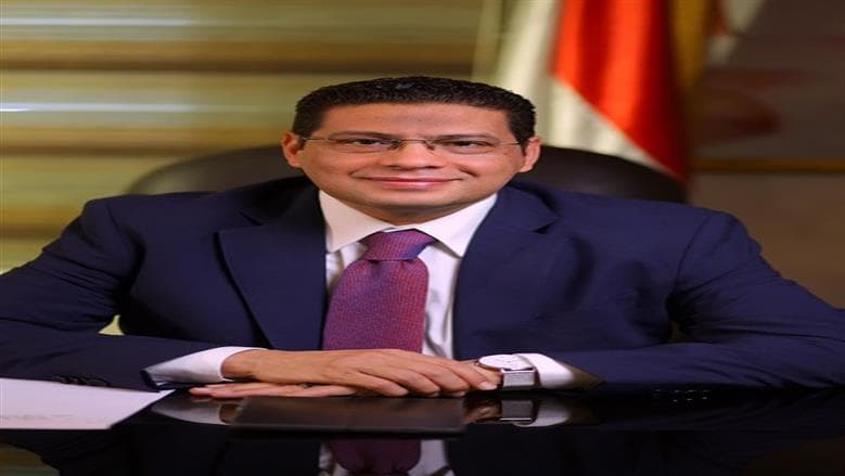 عضو رجال الأعمال: مراجعة العقود تضمن توازن عادل