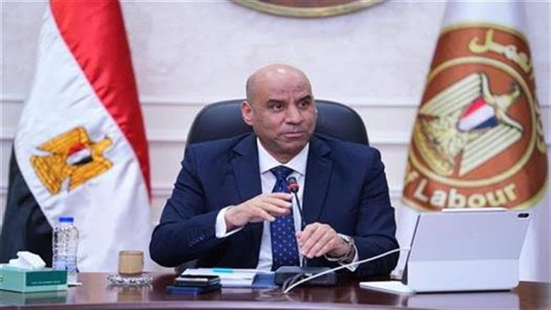 وزير العمل يكشف تنظيمات العمل بالقطاع الخاص