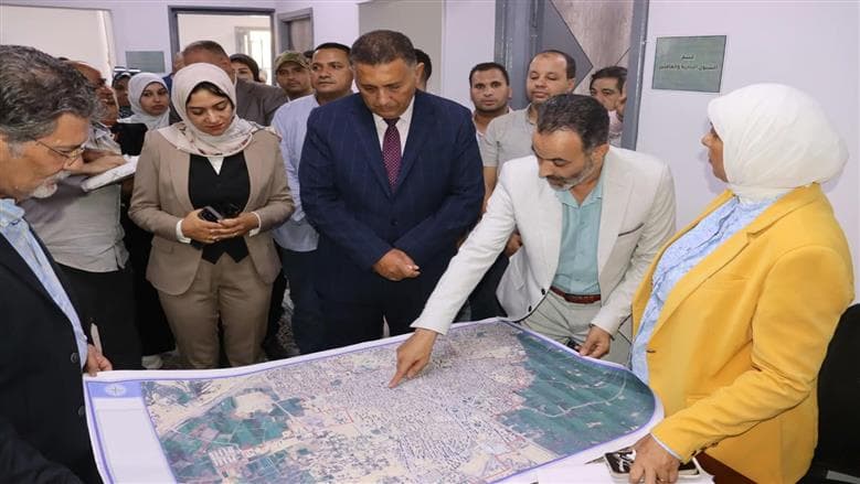 محافظ القليوبية يعزز البنية التحتية عبر فروع مركز معلومات الشبكات الأرضية